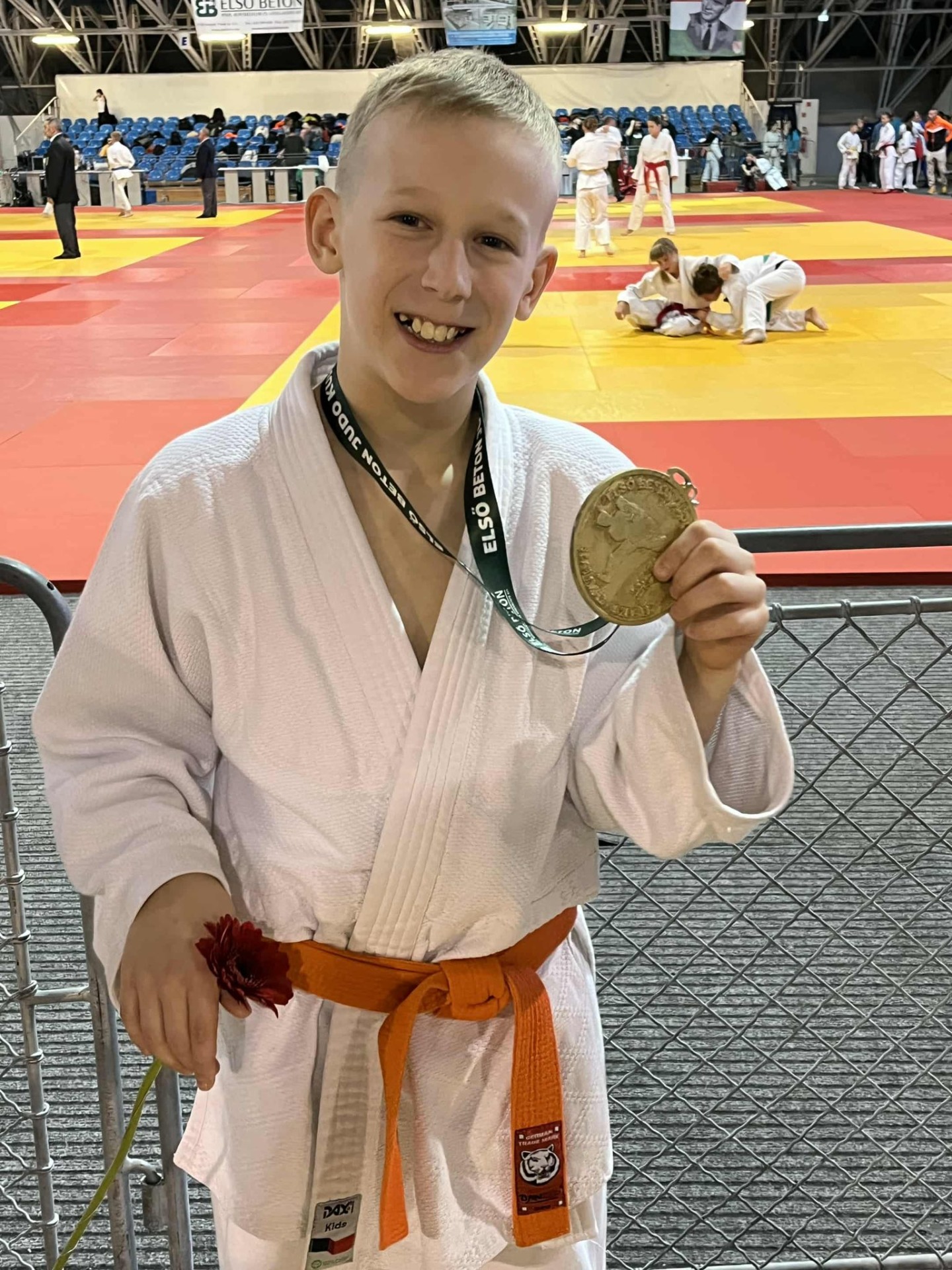 VII. Csaba Béla Emlékverseny, Első Beton Kupa  Típus: nyílt regionális verseny Időpont: 2025.10.05. Kategória:Diák B, -38 kg Marci aranyérmet szerzett. 